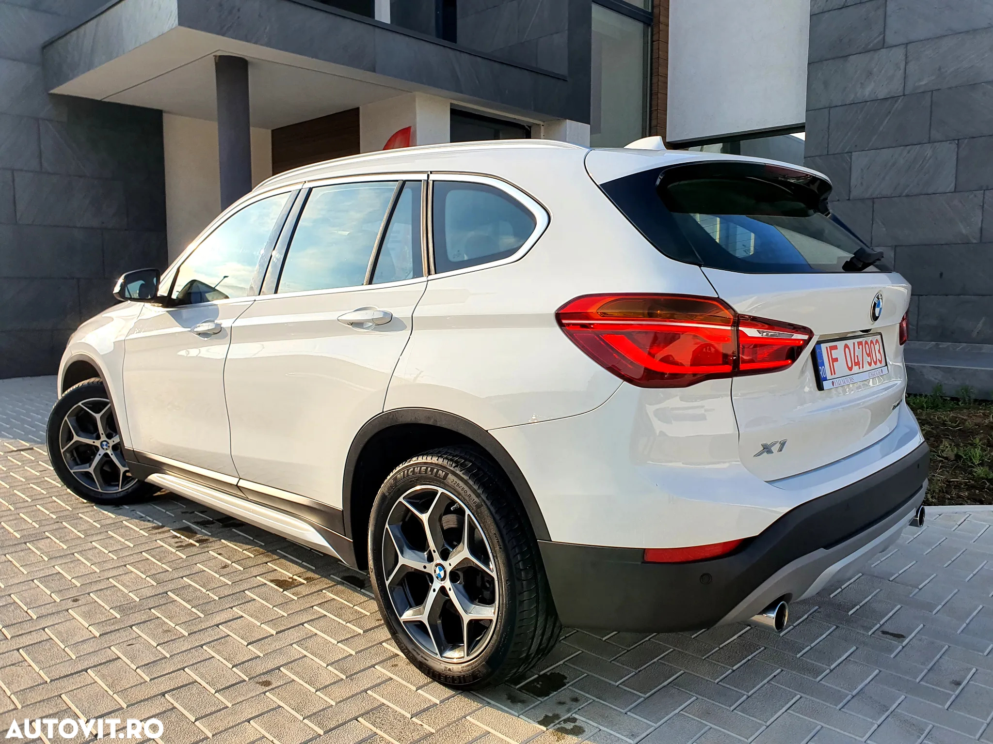 BMW X1 xDrive20d Aut. xLine - 6