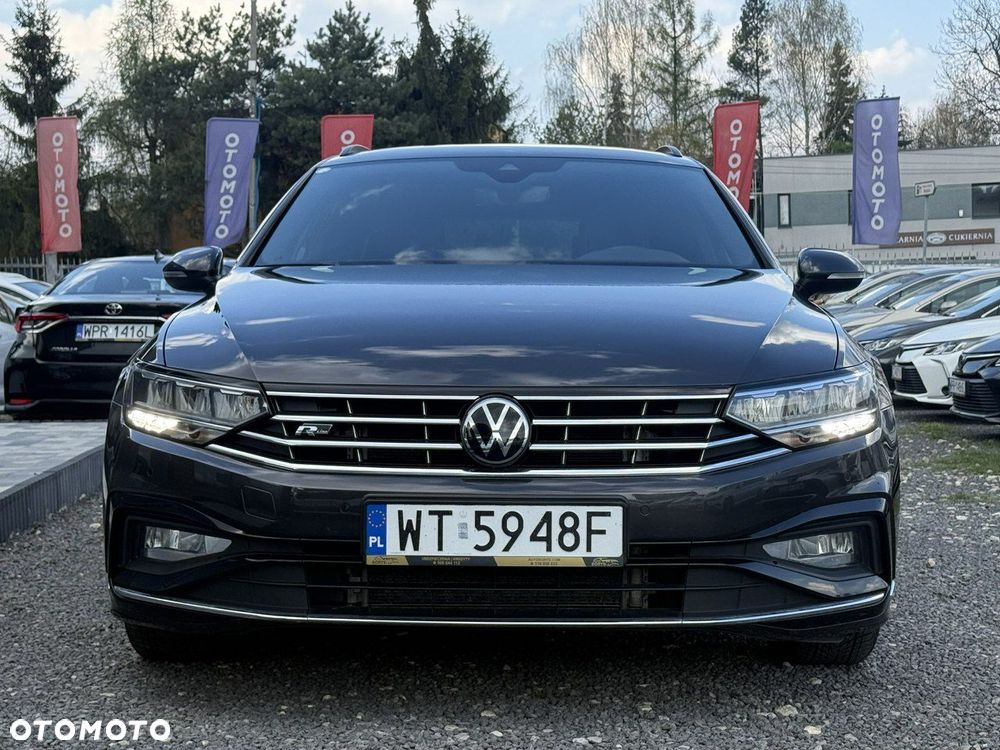 Volkswagen Passat - 4