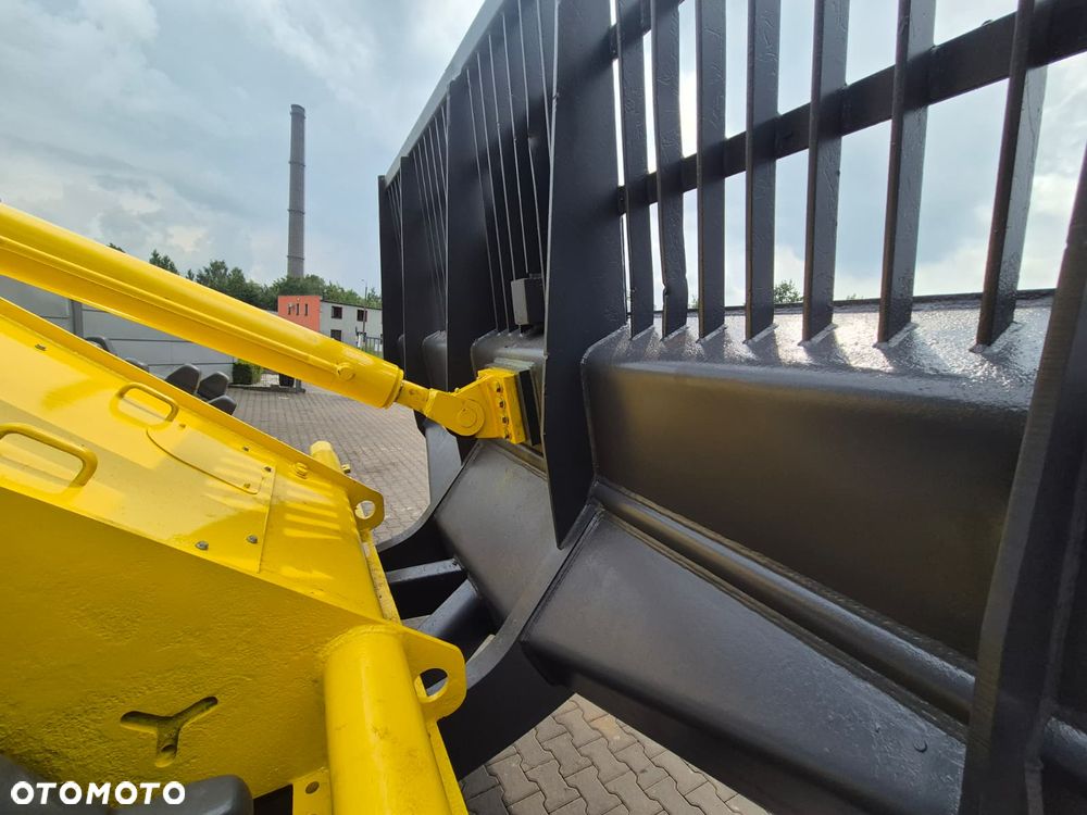 Bomag BC472 RB / KOMPAKTOR ODPADÓW / KOMPAKTOR WYSYPISKOWY 24T / ZGNIATARKA ODPADÓW / MASZYNA DO ZAGĘSZCZANIA ODPADÓW / DO SKŁADOWISK ODPADÓW / SERWISOWANY / 1 WŁ. - 19