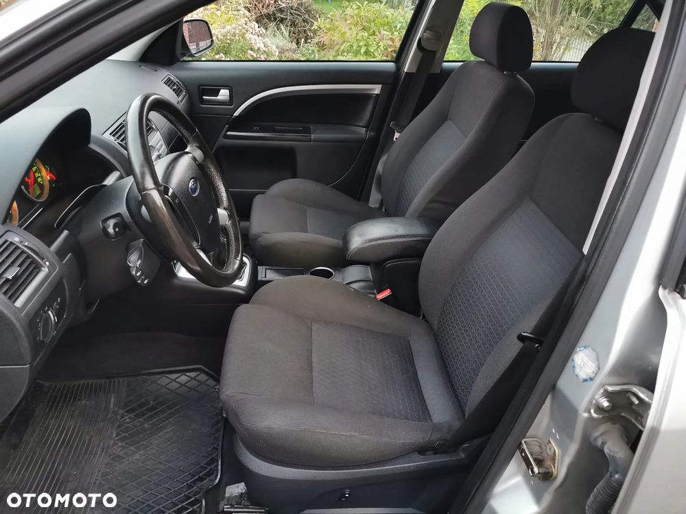 Ford Mondeo 1.8 Viva - 14
