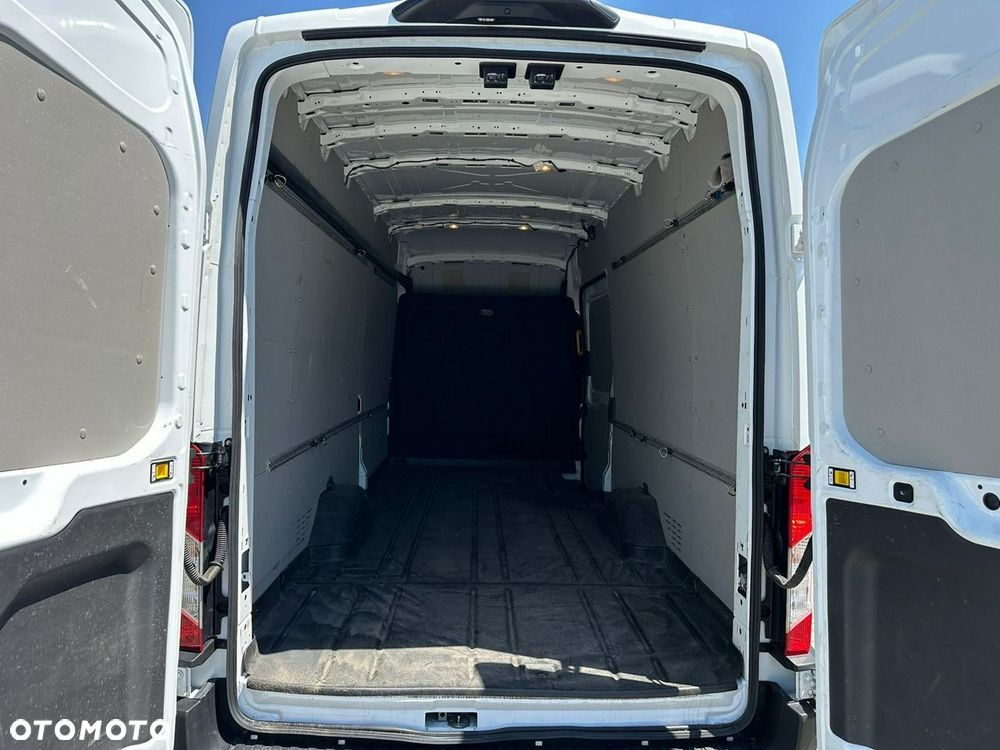 Ford Transit - 10