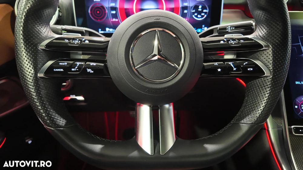 Mercedes-Benz C 300 9G-TRONIC AMG Line - 24