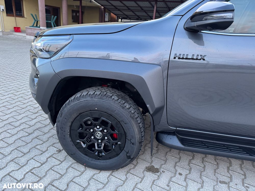Toyota Hilux 4x4 Double Cab Autm. GR Sport - 17