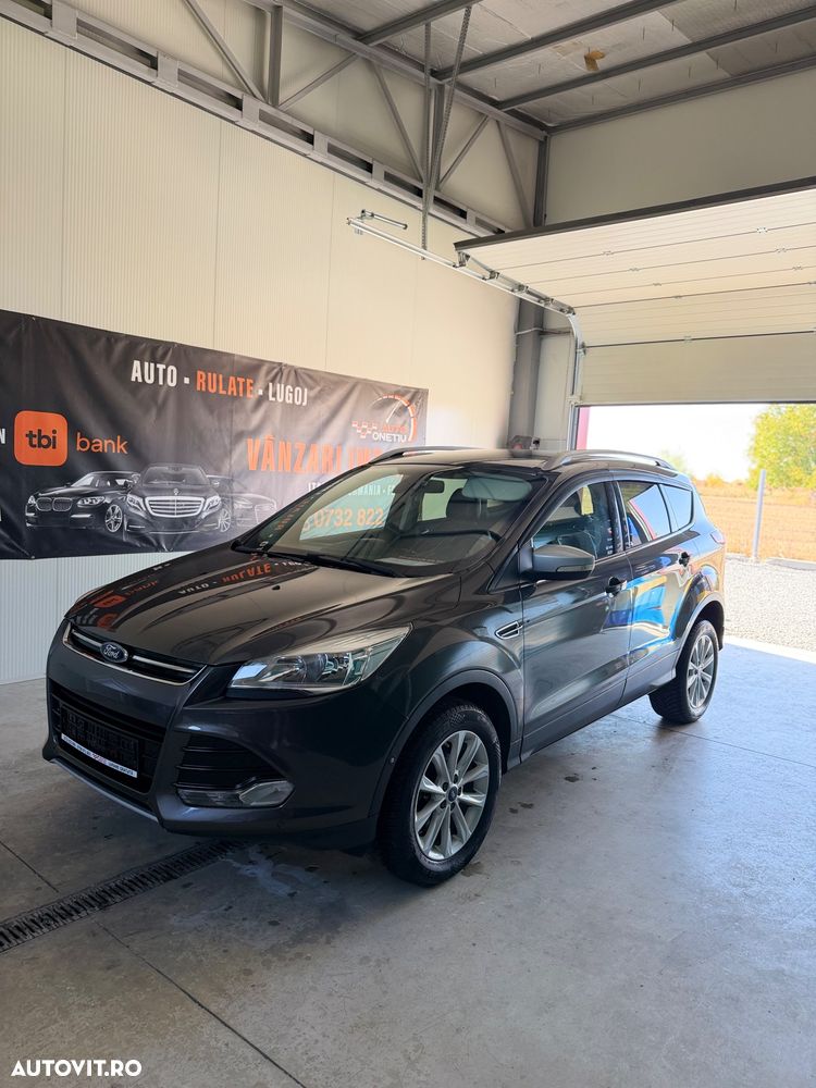 Ford Kuga - 1