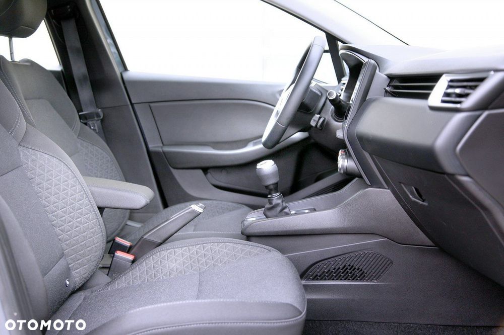 Renault Clio - 12