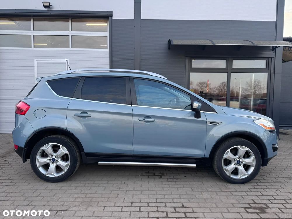 Ford Kuga 2.0 TDCi 4x4 Titanium - 28