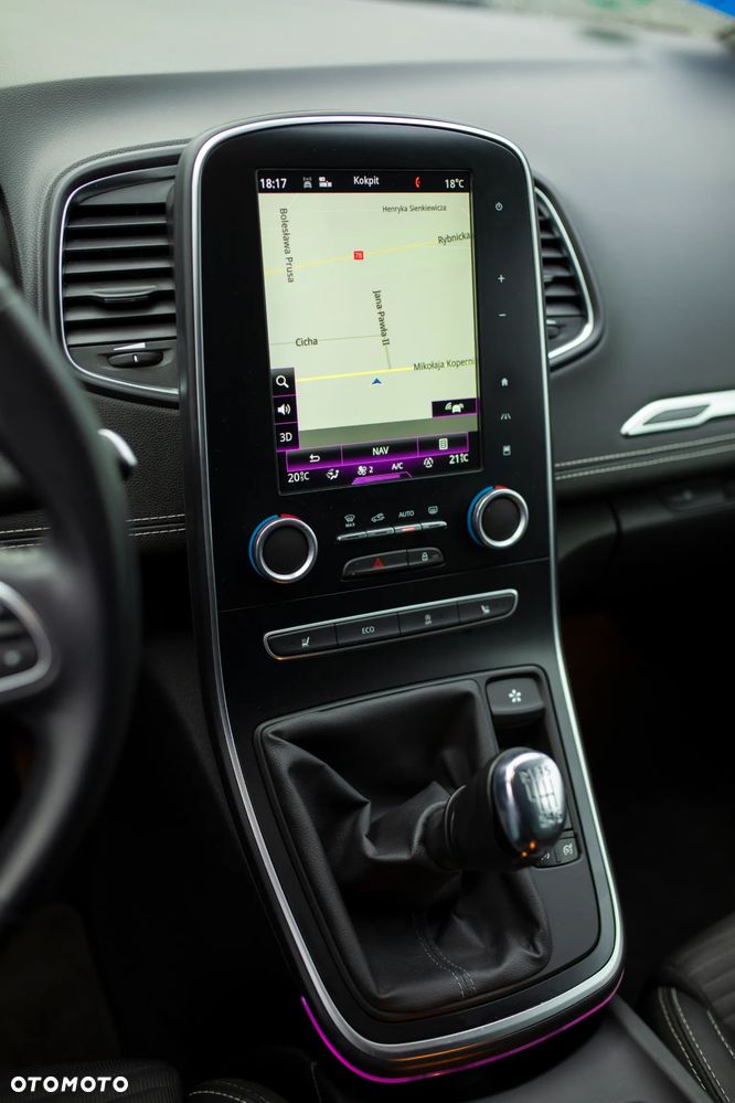 Renault Grand Scenic - 8