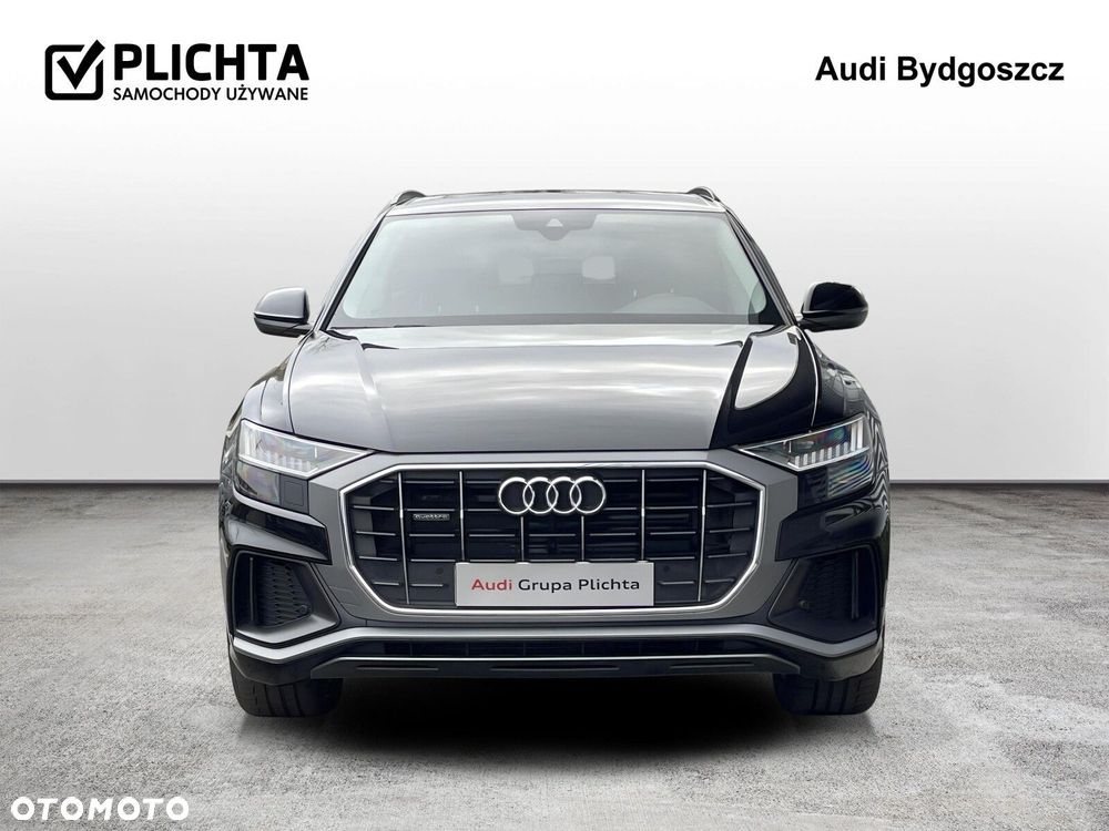 Audi Q8 - 8