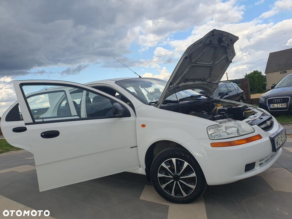 Chevrolet Aveo - 3