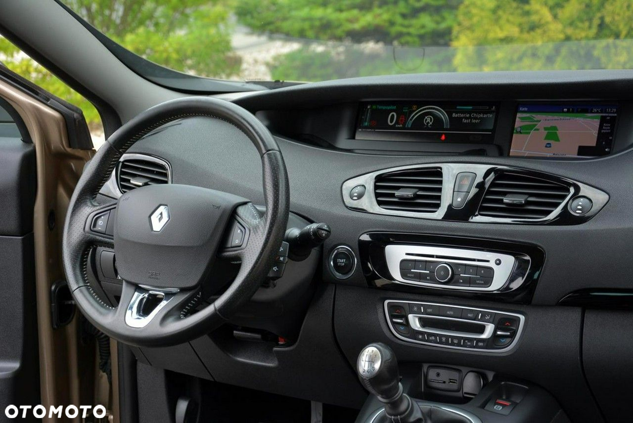 Renault Scenic - 24