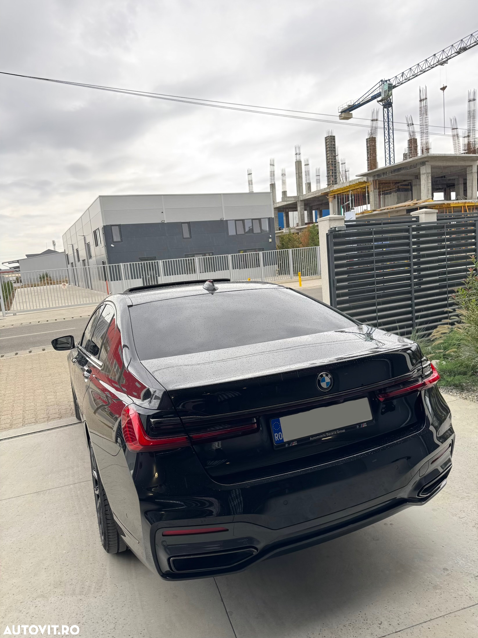 BMW Seria 7 740d xDrive MHEV - 11