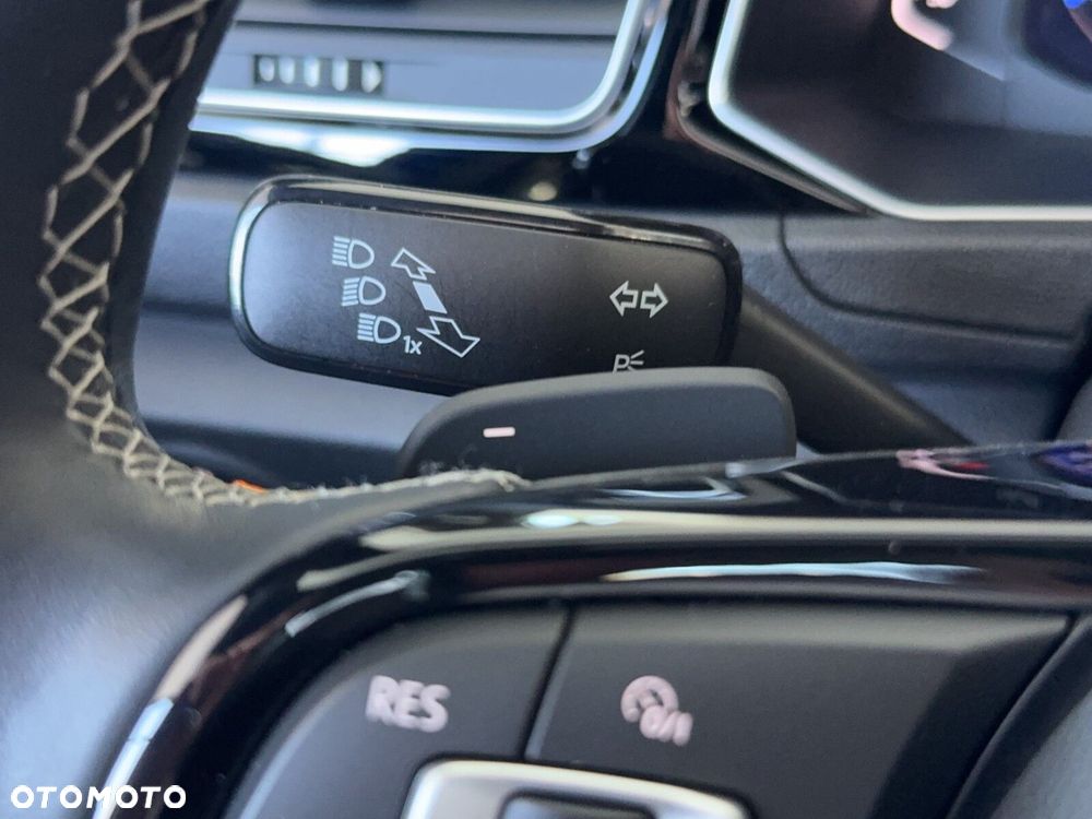 Volkswagen T-Roc 2.0 TSI 4Motion R DSG - 24