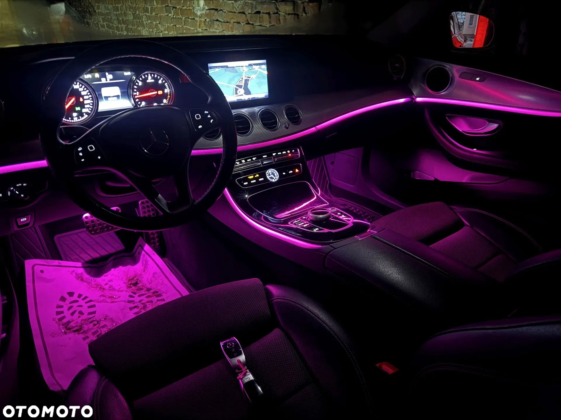 Mercedes-Benz Klasa E 220 d 4Matic T All-Terrain 9G-TRONIC Avantgarde - 38