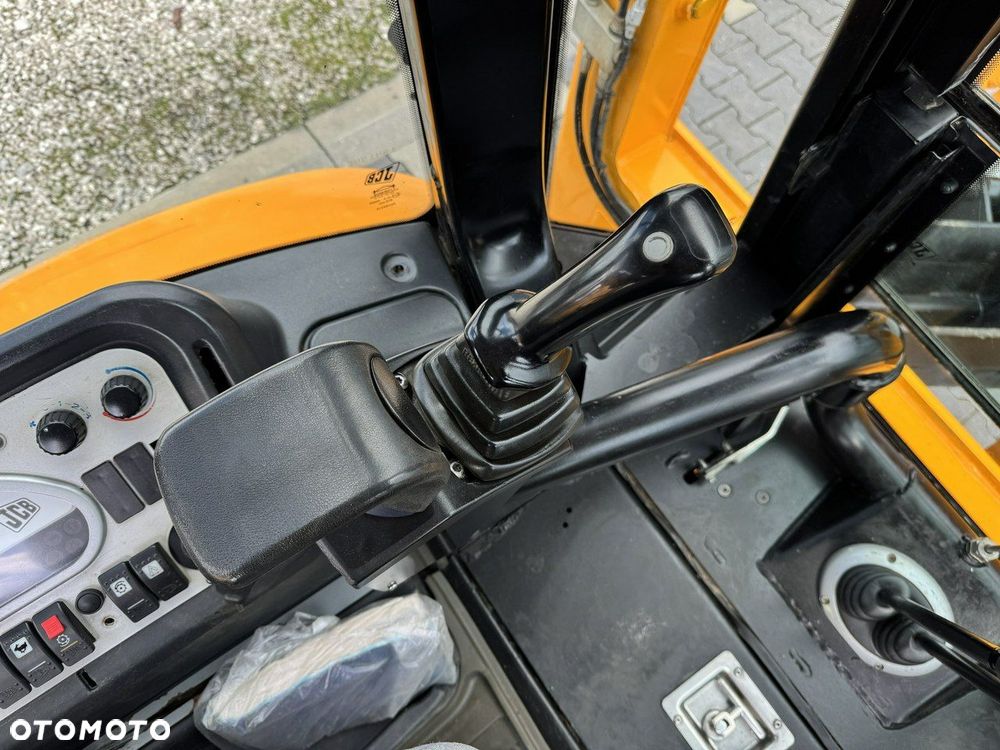 JCB MIDI CX Szybkozłącze Nowe Opony bez luzów i wycieków Super Stan - 25