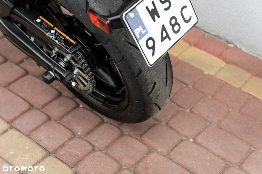 Kawasaki Z 650 - 8