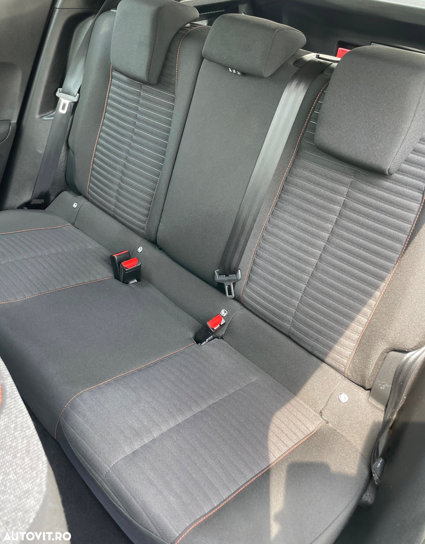 Peugeot 2008 1.2 PureTech EAT8 STT Active Pack - 25