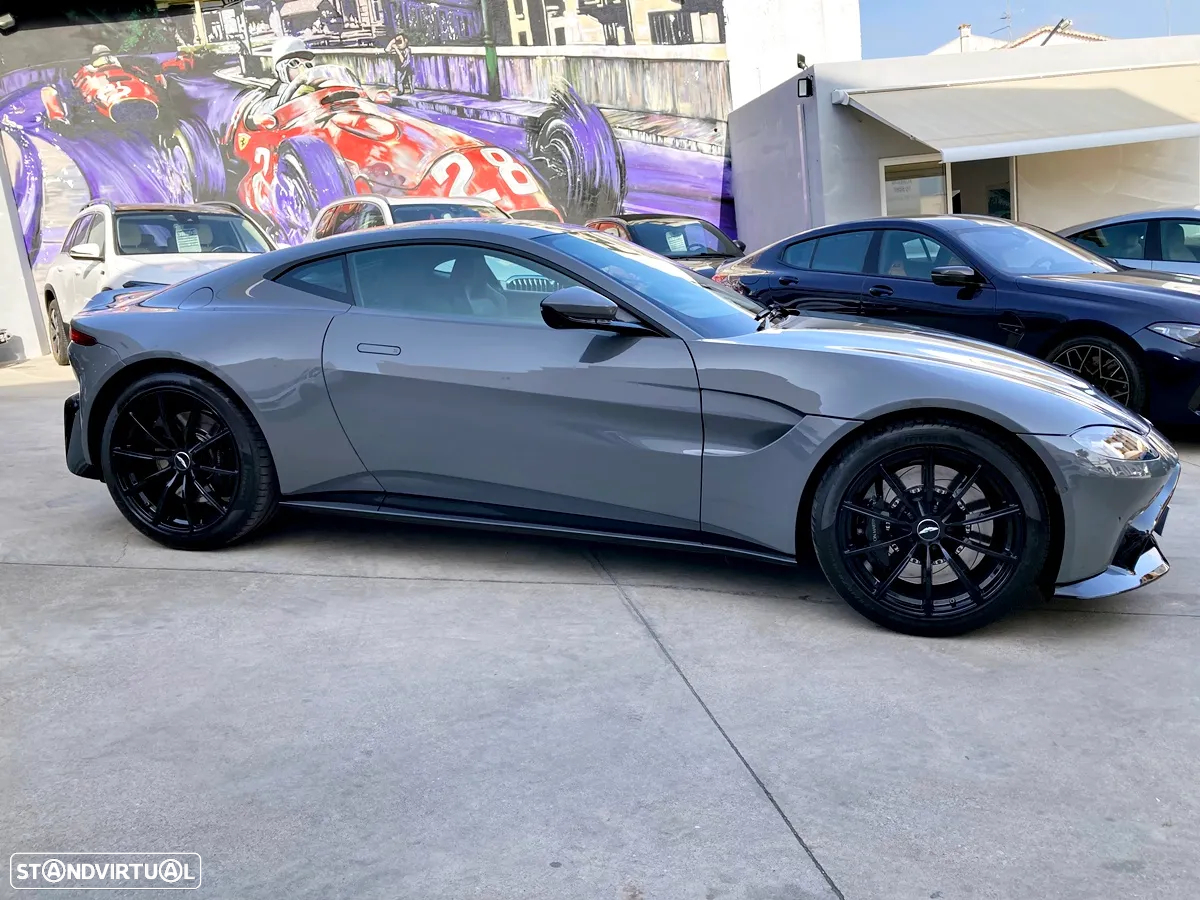 Aston Martin Vantage Coupe V8 - 2