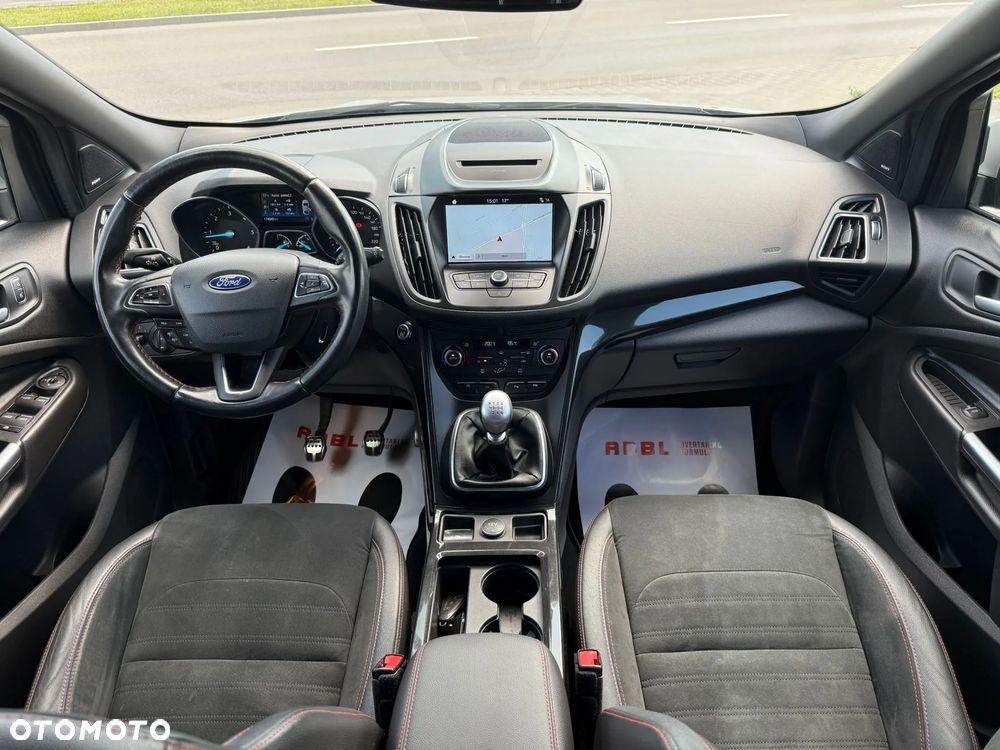 Ford Kuga 2.0 TDCi 2x4 ST-Line - 10