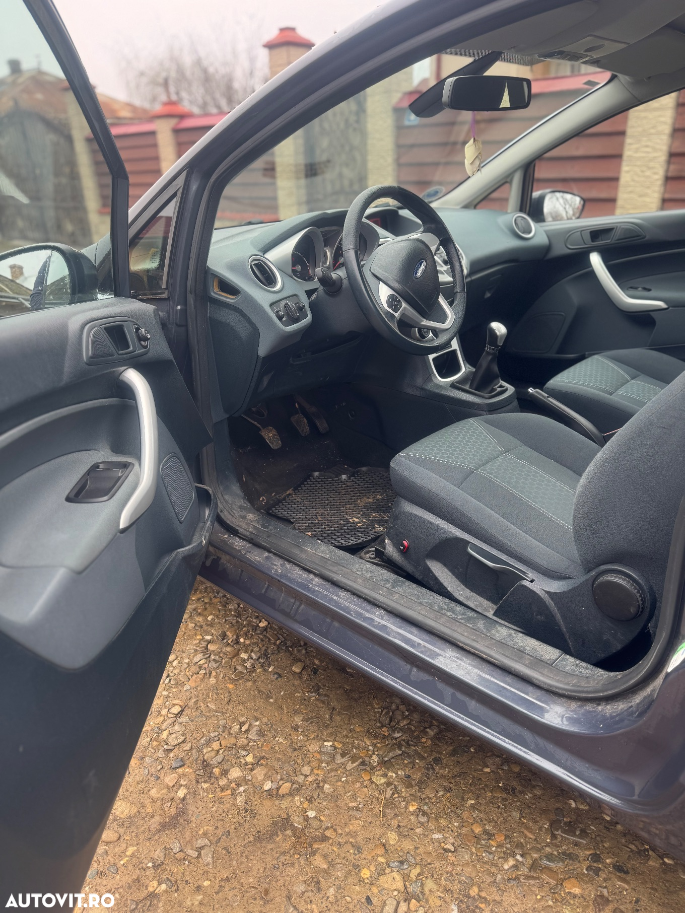 Ford Fiesta - 7
