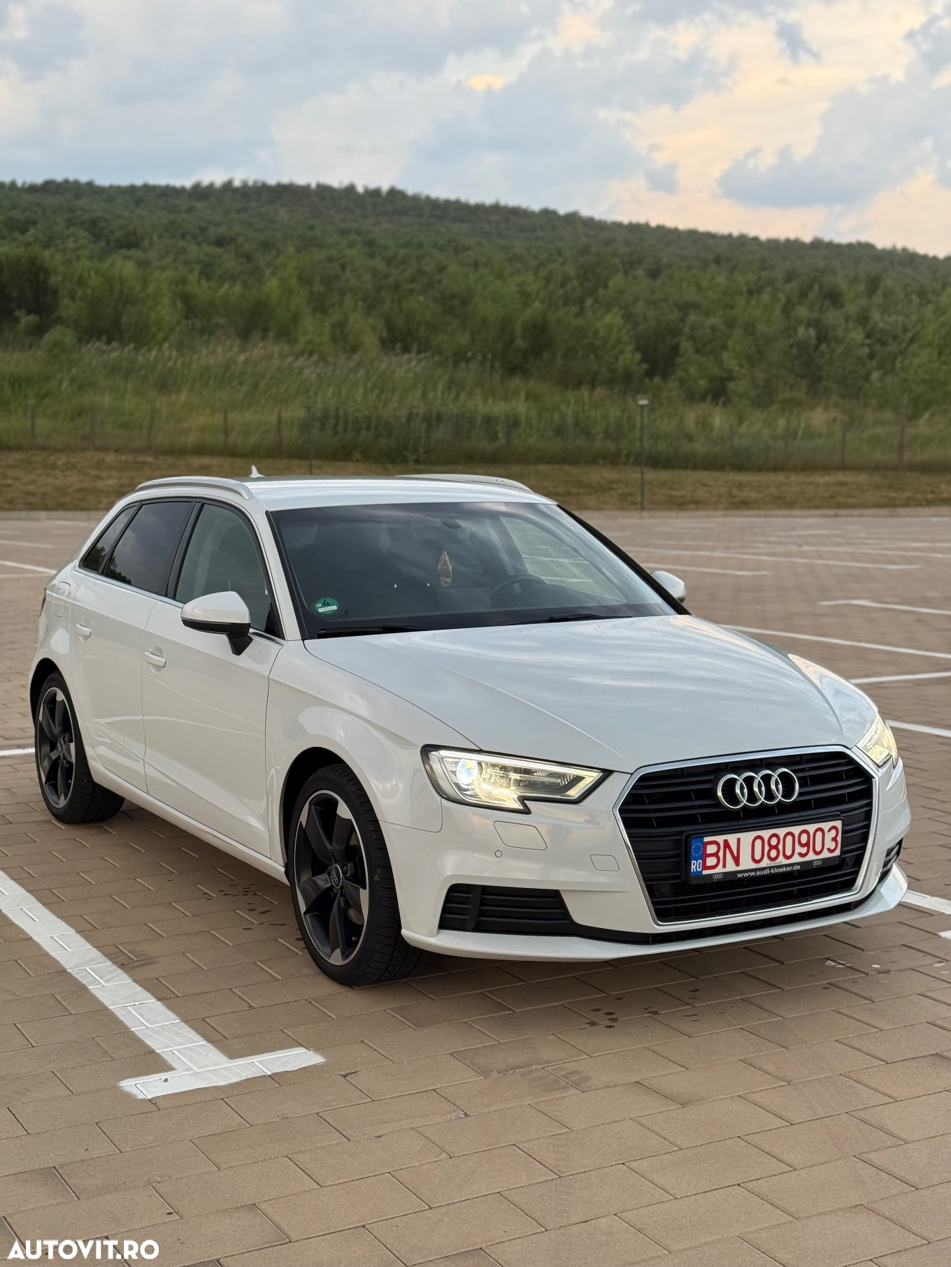 Audi A3 Sportback 2.0 TDI S tronic - 2