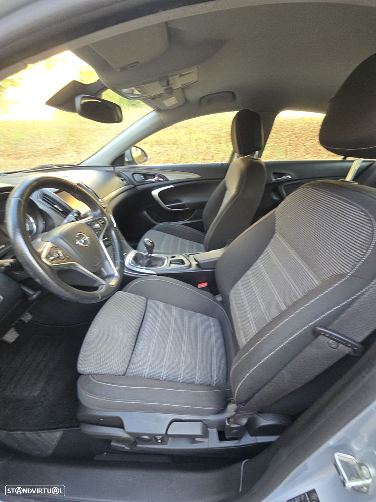 Opel Insignia 1.6 CDTI executive S/S - 20