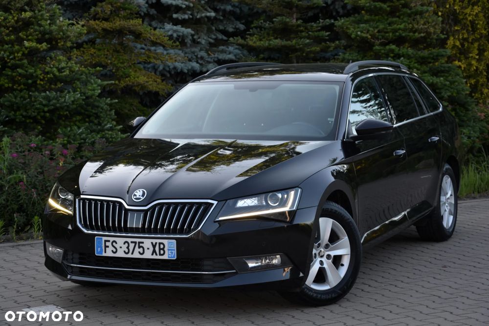 Skoda Superb 2.0 TDI DSG Ambition - 10