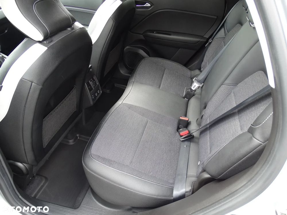 Renault Captur 1.3 TCe mHEV Techno - 18