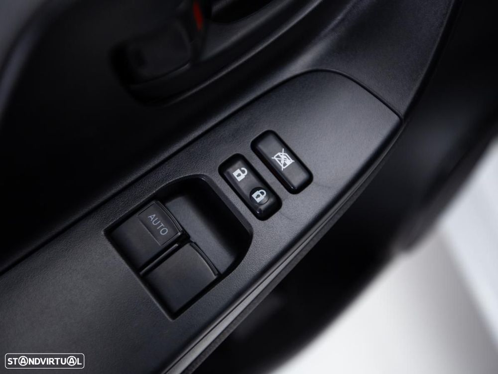 Toyota Yaris bizz 1.0 VVT-i c/IVA - 12
