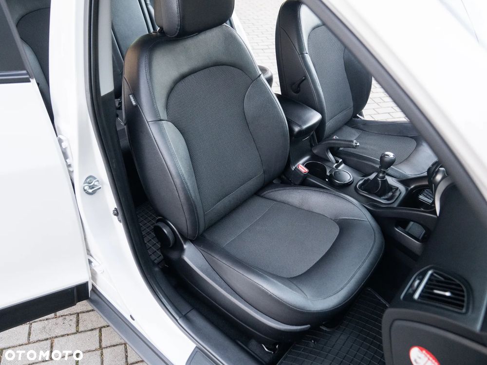 Hyundai ix35 2.0 CRDi 4WD Premium - 26