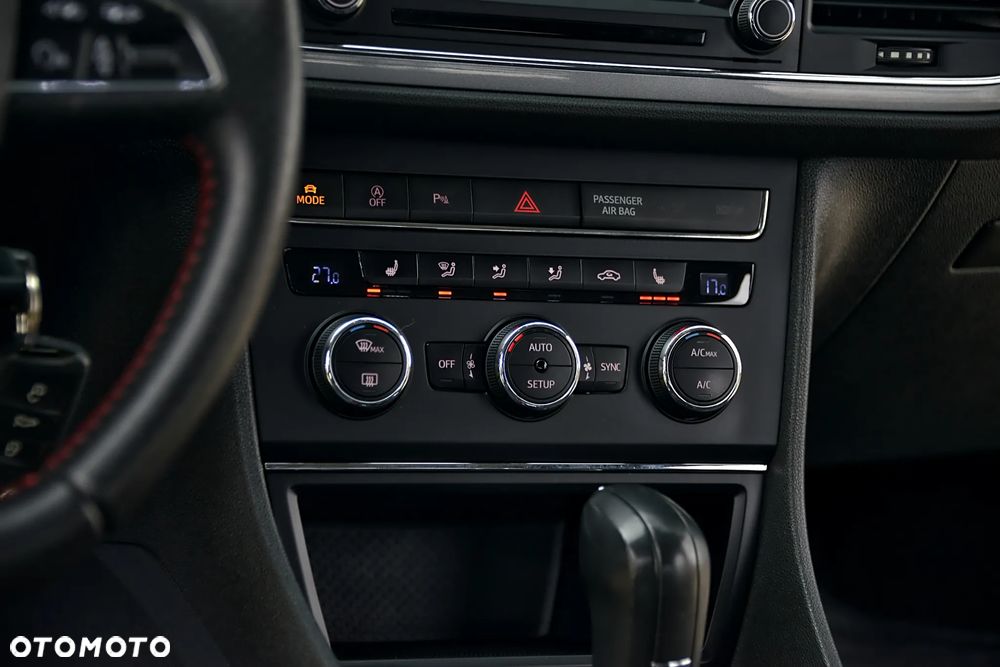 Seat Leon 1.8 TSI Start&Stop DSG FR - 36