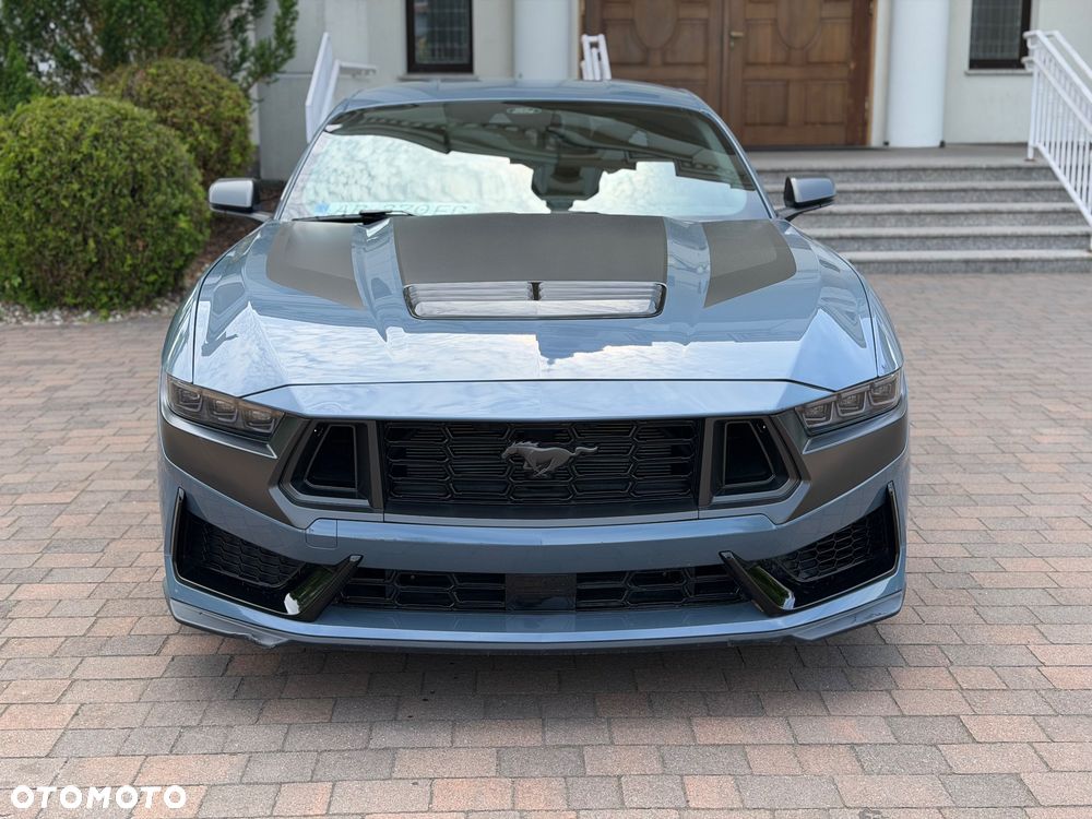 Ford Mustang - 22