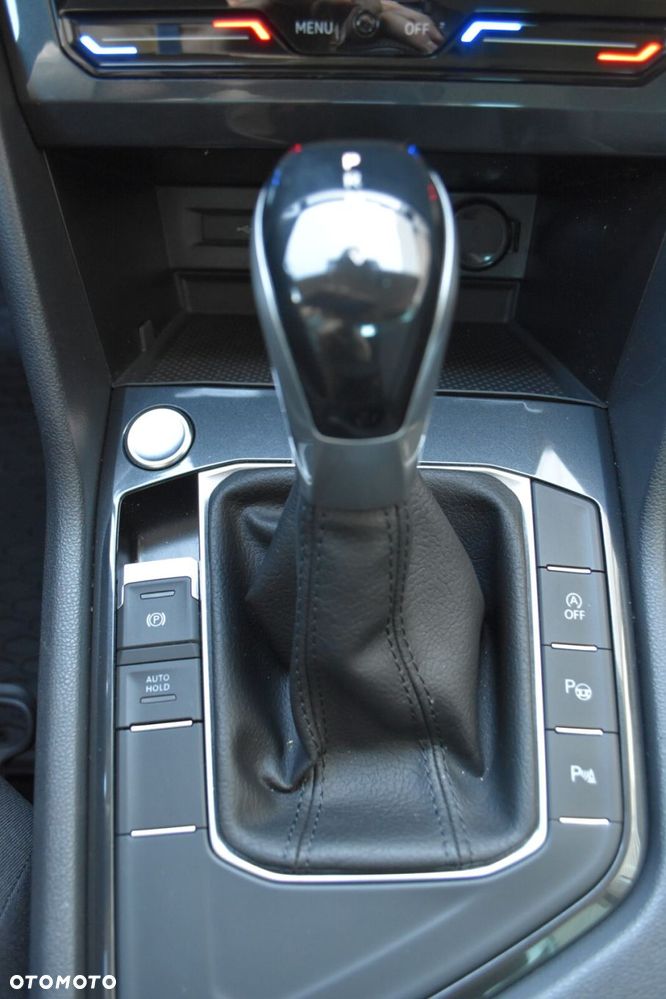 Volkswagen Tiguan 1.5 TSI EVO Life DSG - 27