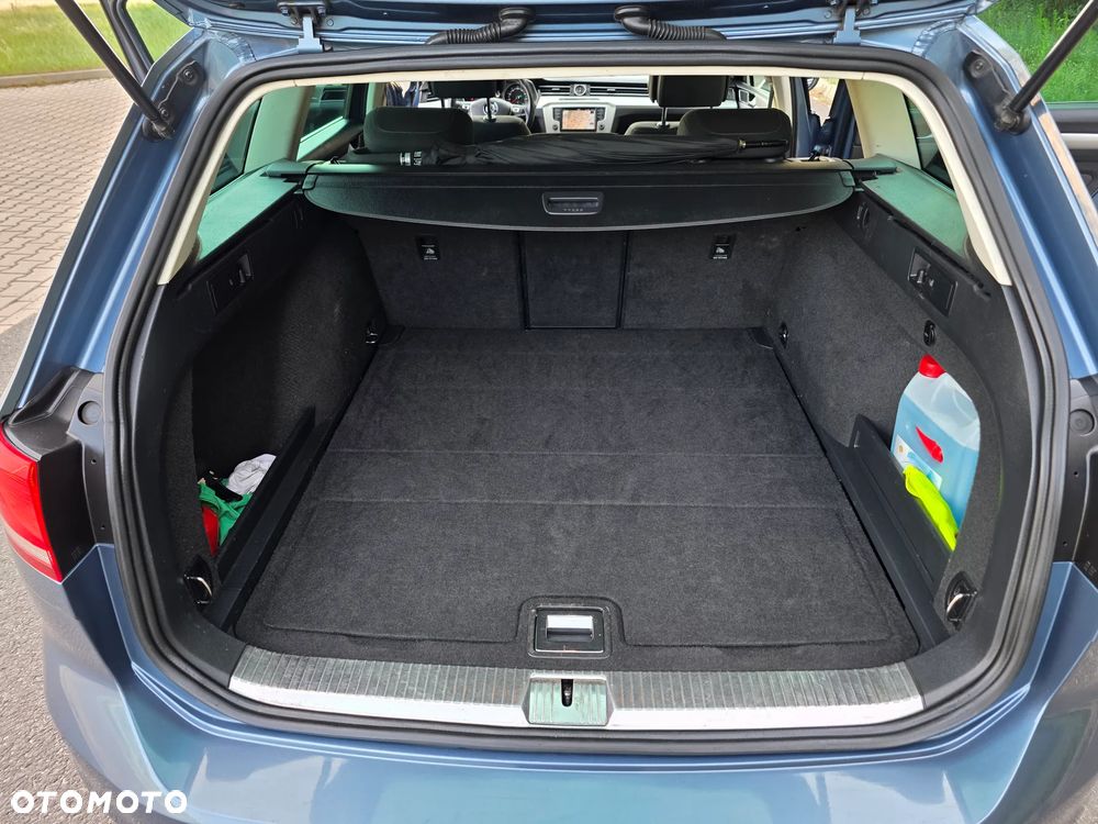 Volkswagen Passat 2.0 TDI BMT Comfortline DSG - 13
