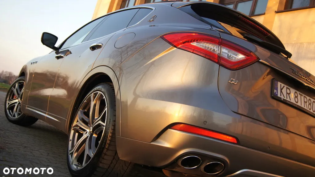 Maserati Levante Granlusso - 22