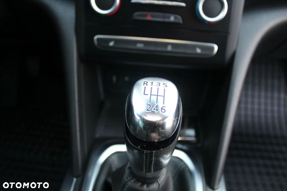 Renault Megane 1.2 16V TCe Energy Bose - 33