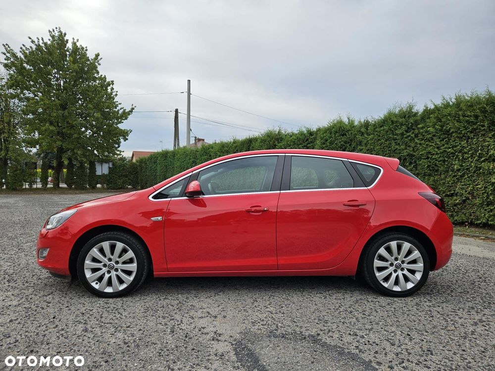 Opel Astra 1.6 T Sport - 2