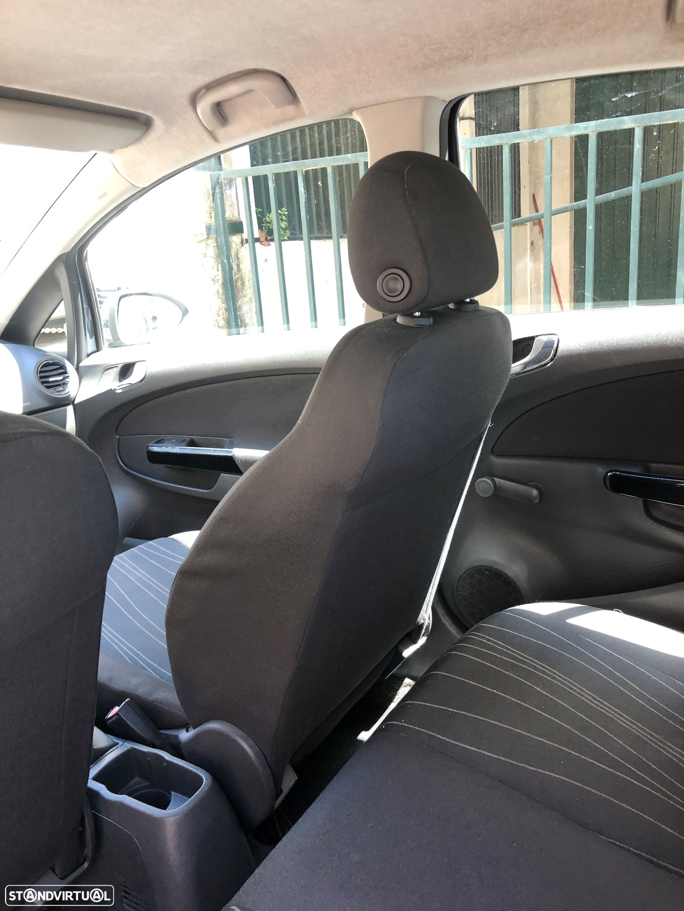 Opel Corsa - 8