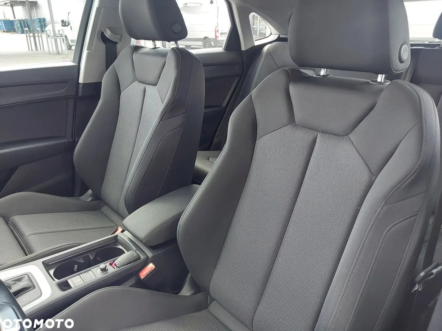 Audi Q3 35 TFSI S tronic - 9