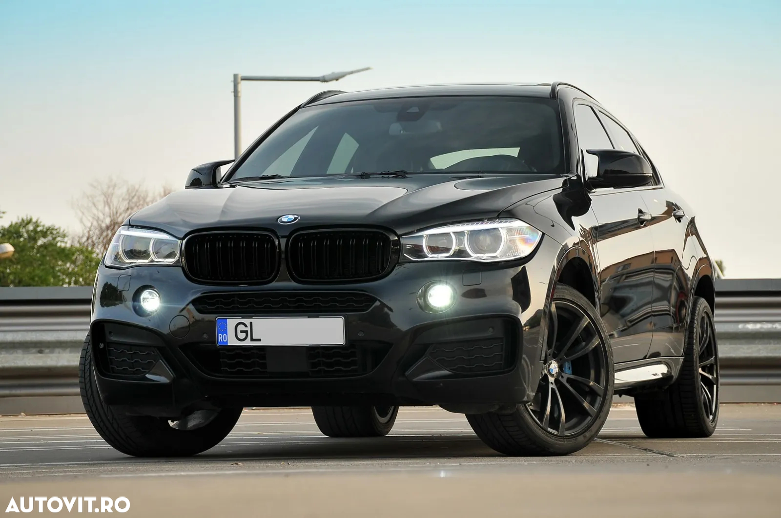 BMW X6 xDrive30d - 16