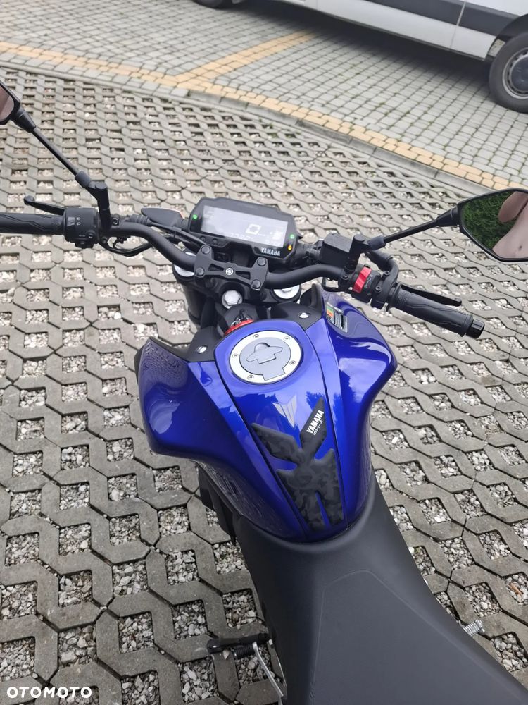 Yamaha MT - 9