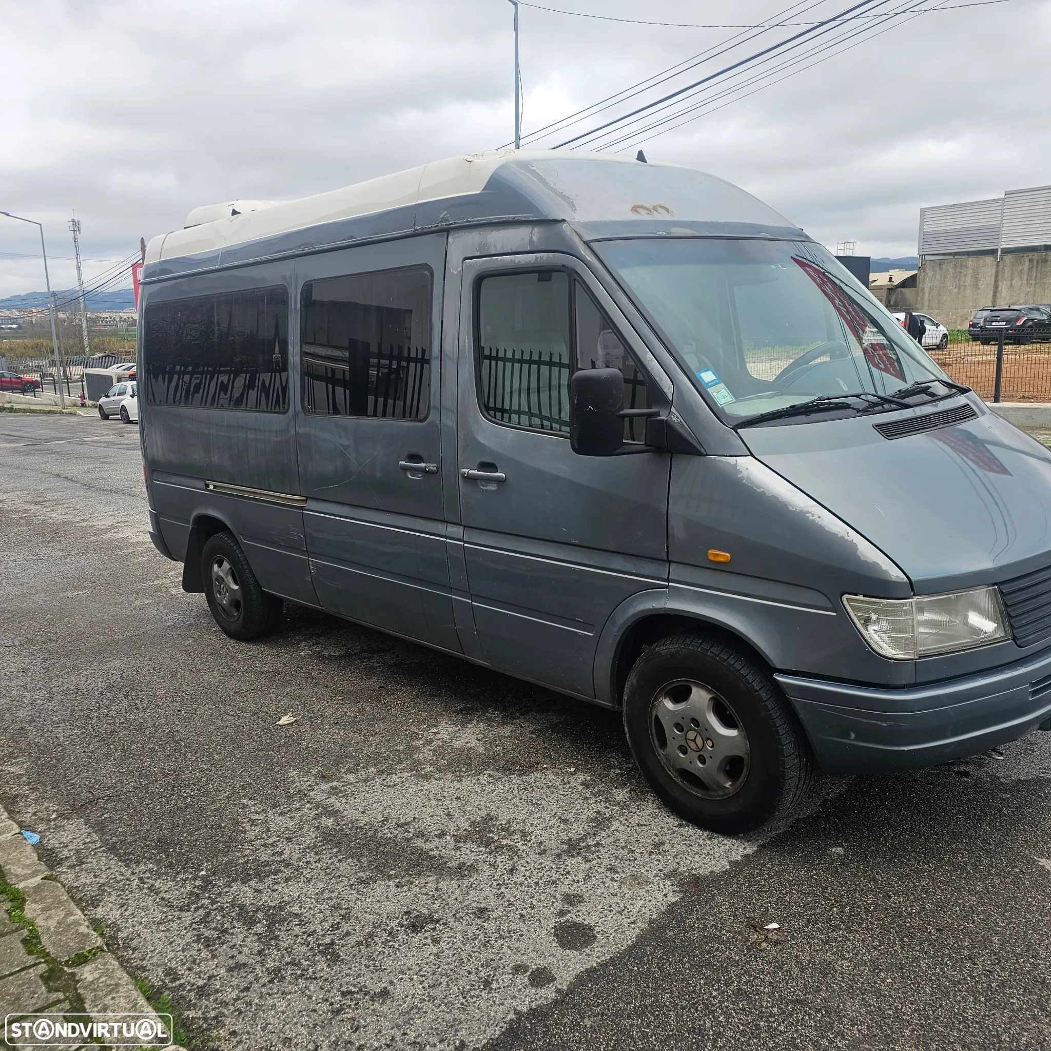 Mercedes-Benz Sprinter 312 2.9 TD /35 Luxo - 31