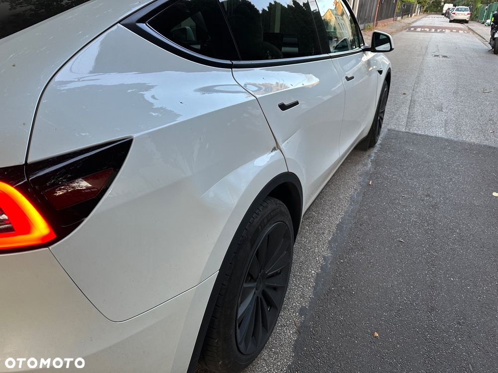 Tesla Y RWD - 9