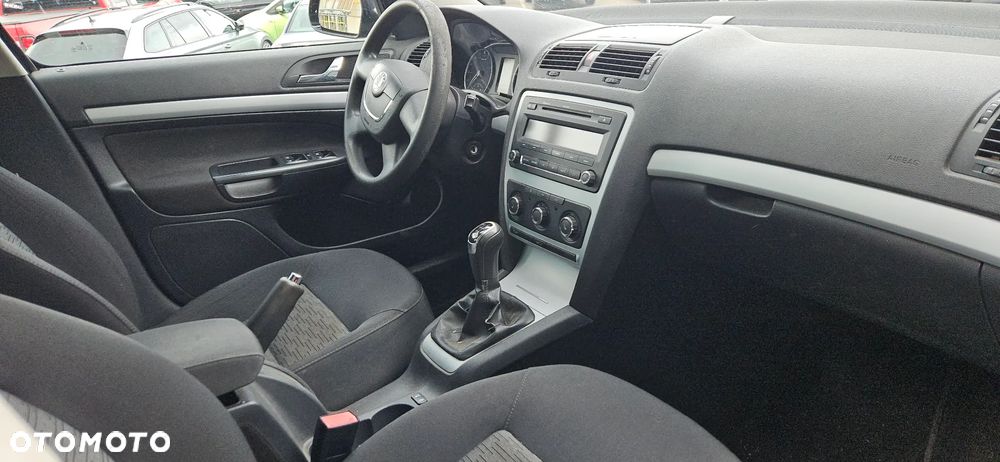 Skoda Octavia 1.6 TDI Ambiente - 3