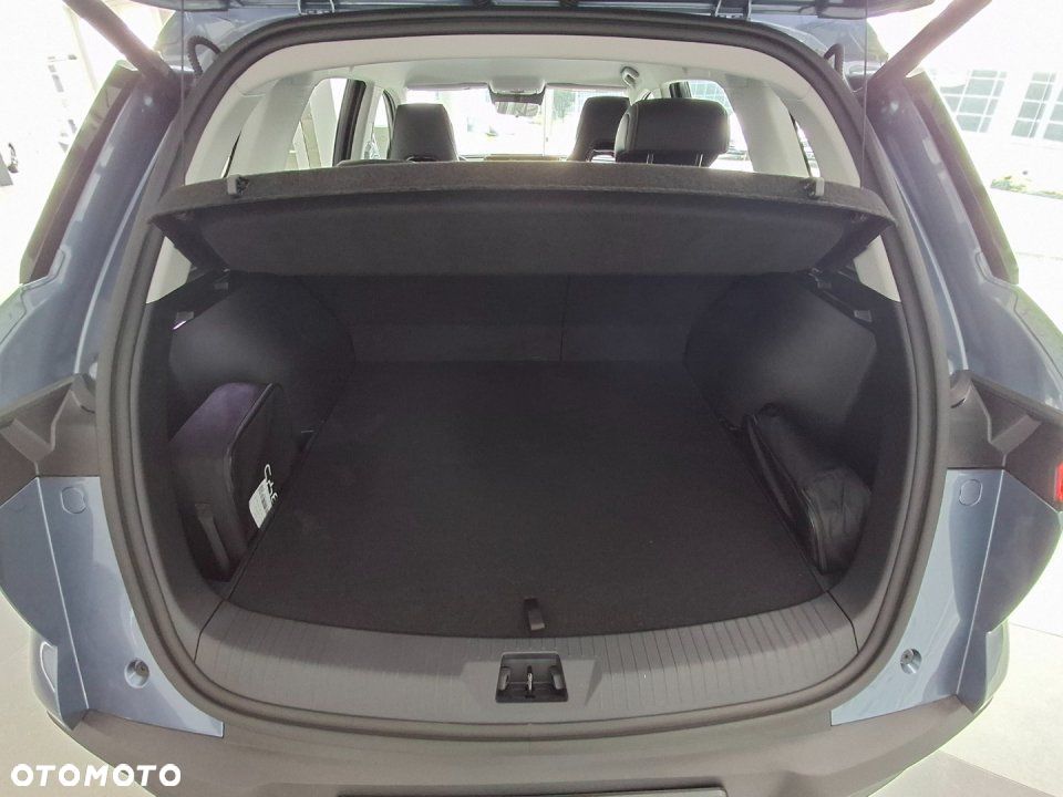 BYD Sealion 5 - 11