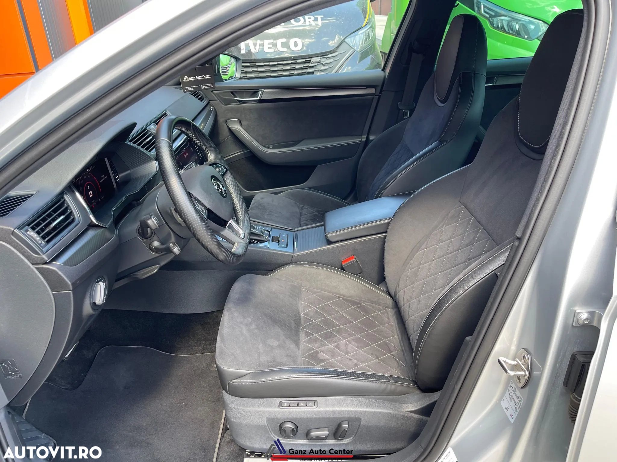 Skoda Superb 2.0 TDI 4X4 DSG Sportline - 12