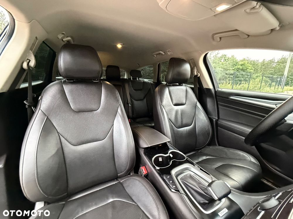 Ford Mondeo 2.0 TDCi Bi-Turbo Titanium PowerShift - 25