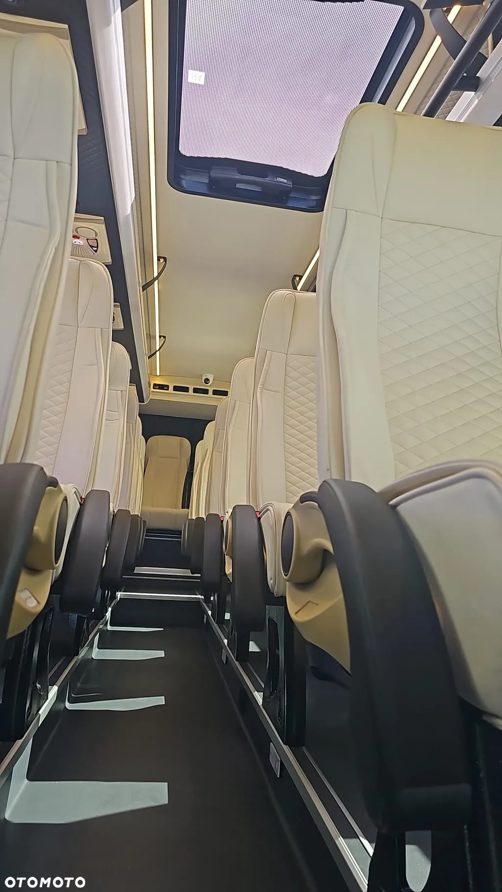 Mercedes-Benz Sprinter 519 - 15