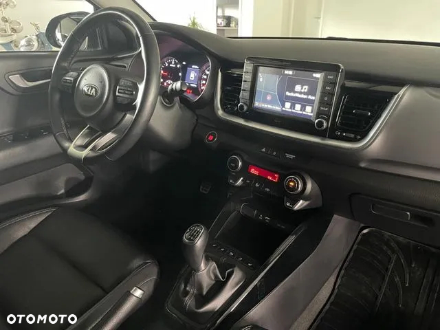 Kia Stonic 1.6 CRDi Platinum Edition - 13