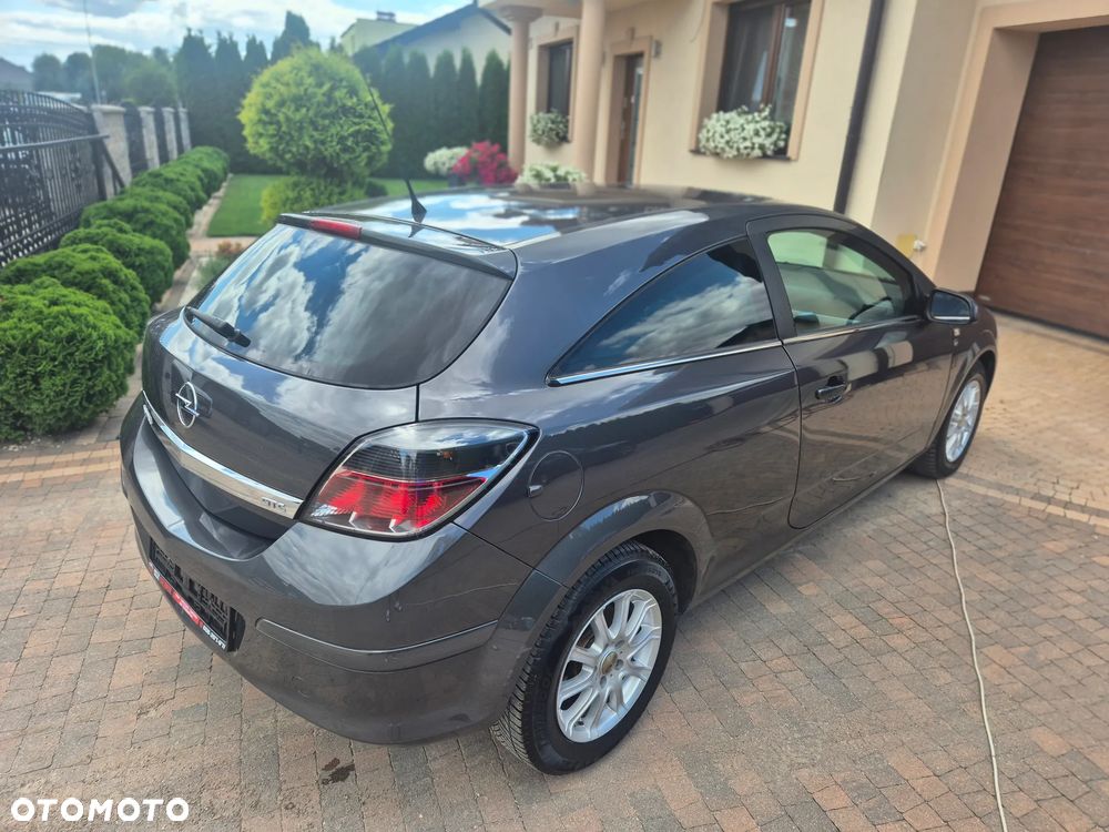 Opel Astra 1.6 Innovation 110 Jahre - 10