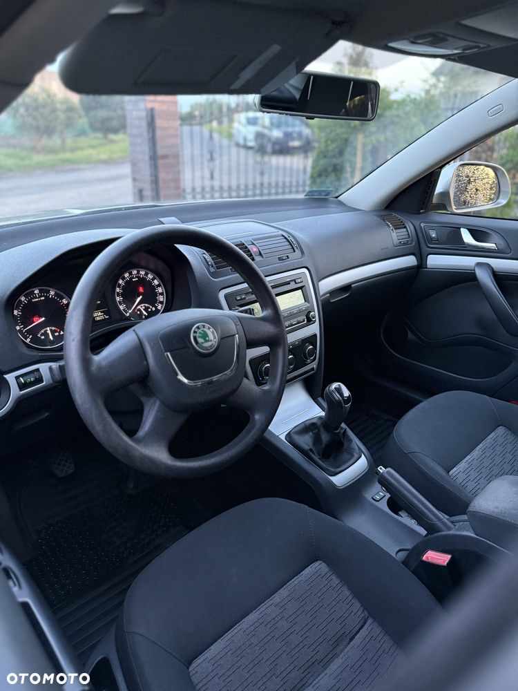 Skoda Octavia - 5